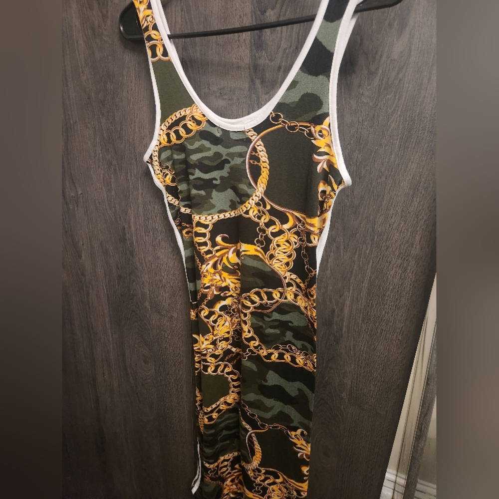 Simple dress mid length